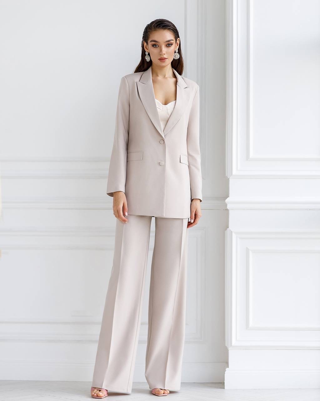 Womens Suits • Wholesale Clothing For Luxury Boutiques